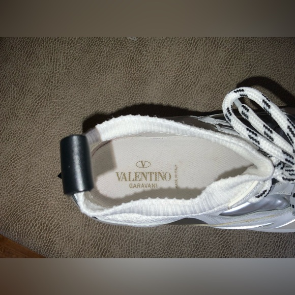 VALENTINO GARAVANI Heroes Sneaker - Picture 3 of 8